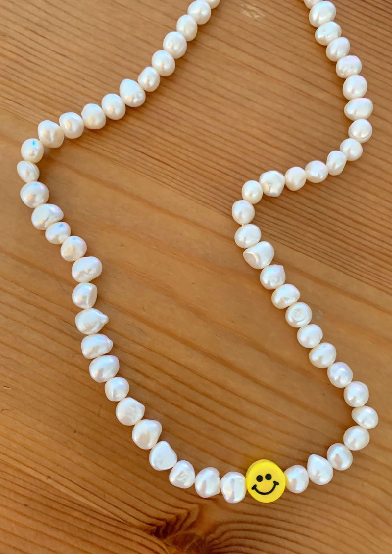 Smiley Pearl Necklace
